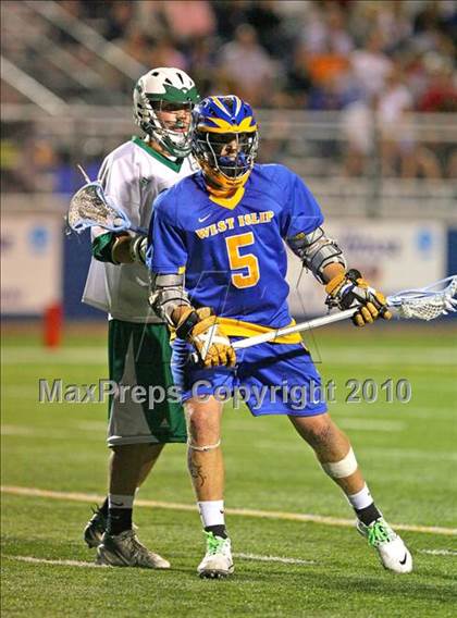 Thumbnail 3 in West Islip vs. Farmingdale (NYSPHSAA Class A Quarterfinal) photogallery.