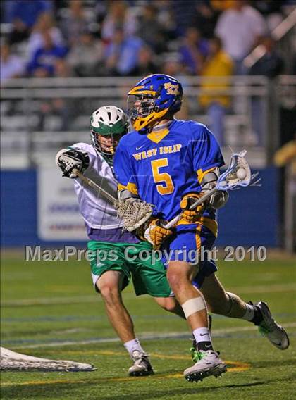 Thumbnail 2 in West Islip vs. Farmingdale (NYSPHSAA Class A Quarterfinal) photogallery.