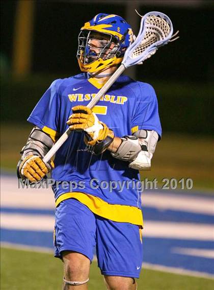 Thumbnail 2 in West Islip vs. Farmingdale (NYSPHSAA Class A Quarterfinal) photogallery.
