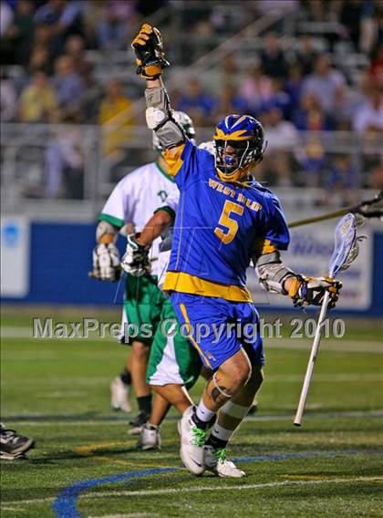 Thumbnail 2 in West Islip vs. Farmingdale (NYSPHSAA Class A Quarterfinal) photogallery.