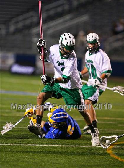 Thumbnail 1 in West Islip vs. Farmingdale (NYSPHSAA Class A Quarterfinal) photogallery.