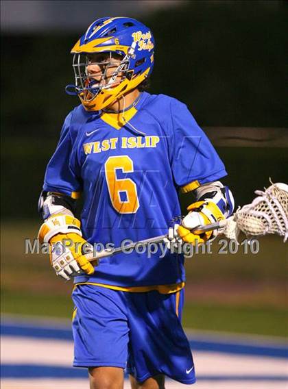 Thumbnail 2 in West Islip vs. Farmingdale (NYSPHSAA Class A Quarterfinal) photogallery.