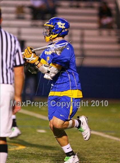 Thumbnail 1 in West Islip vs. Farmingdale (NYSPHSAA Class A Quarterfinal) photogallery.