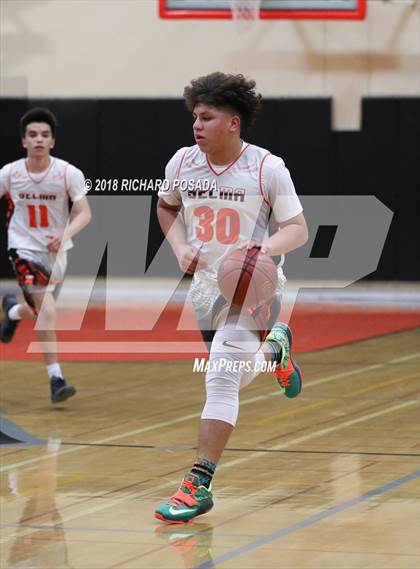 Thumbnail 2 in Selma vs Dinuba photogallery.