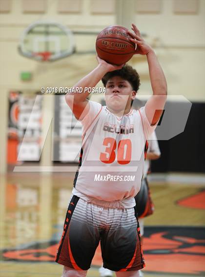 Thumbnail 1 in Selma vs Dinuba photogallery.