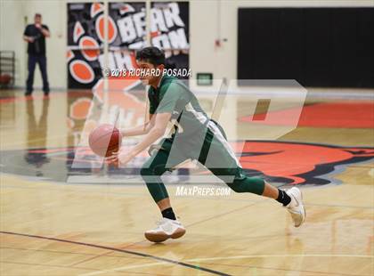 Thumbnail 2 in Selma vs Dinuba photogallery.