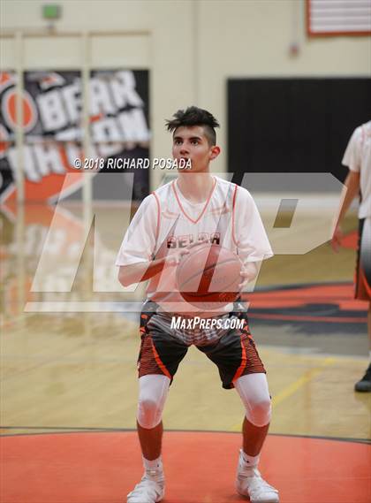 Thumbnail 2 in Selma vs Dinuba photogallery.