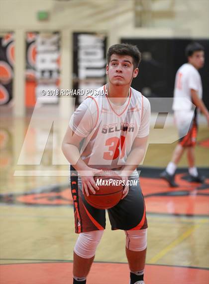 Thumbnail 3 in Selma vs Dinuba photogallery.