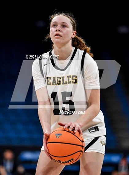 Thumbnail 2 in Oak Park vs. North (CIF SS DIV 2AA Championship) photogallery.