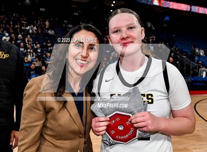 Thumbnail 3 in Oak Park vs. North (CIF SS DIV 2AA Championship) photogallery.