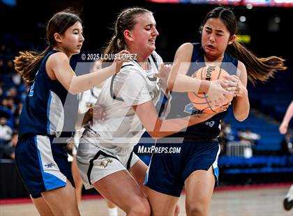 Thumbnail 2 in Oak Park vs. North (CIF SS DIV 2AA Championship) photogallery.
