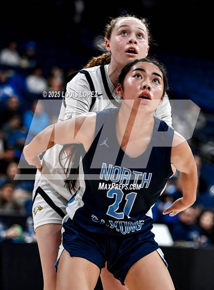 Thumbnail 1 in Oak Park vs. North (CIF SS DIV 2AA Championship) photogallery.
