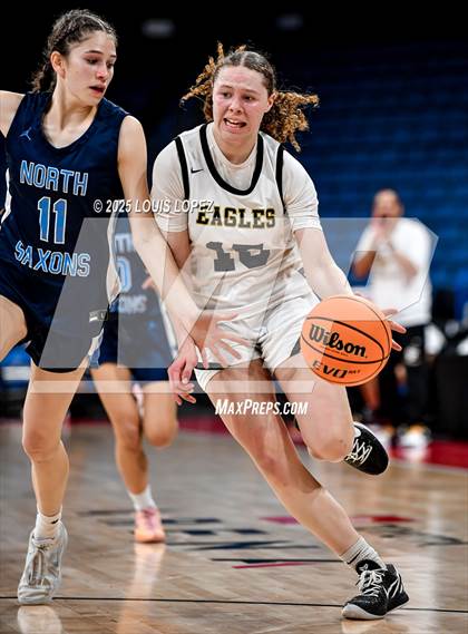 Thumbnail 2 in Oak Park vs. North (CIF SS DIV 2AA Championship) photogallery.
