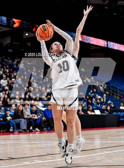Thumbnail 1 in Oak Park vs. North (CIF SS DIV 2AA Championship) photogallery.