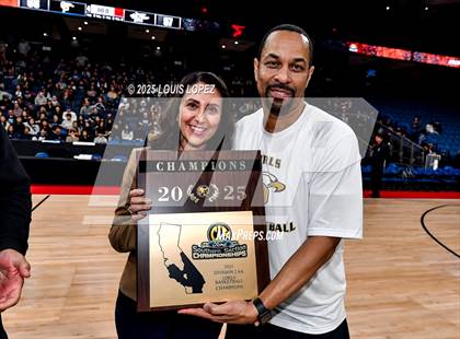 Thumbnail 3 in Oak Park vs. North (CIF SS DIV 2AA Championship) photogallery.