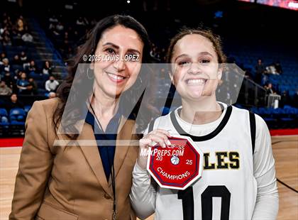 Thumbnail 3 in Oak Park vs. North (CIF SS DIV 2AA Championship) photogallery.