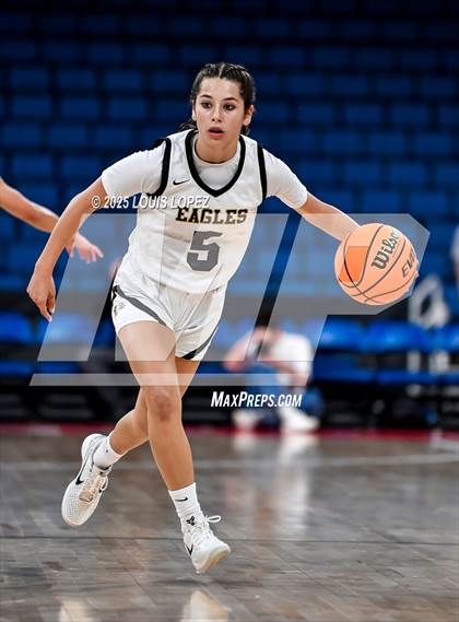 Thumbnail 3 in Oak Park vs. North (CIF SS DIV 2AA Championship) photogallery.