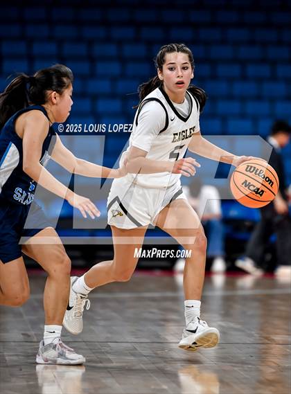 Thumbnail 3 in Oak Park vs. North (CIF SS DIV 2AA Championship) photogallery.