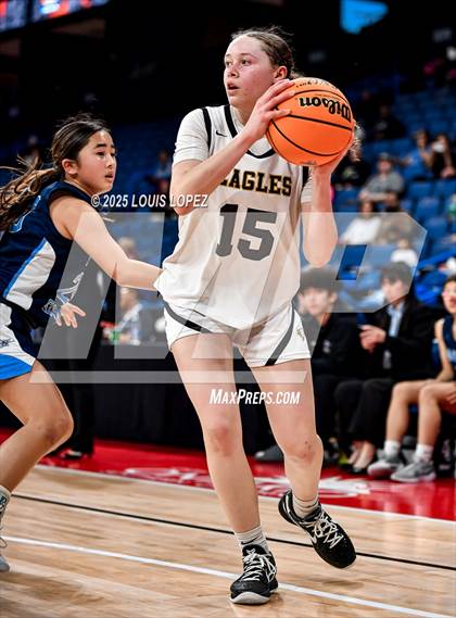 Thumbnail 3 in Oak Park vs. North (CIF SS DIV 2AA Championship) photogallery.
