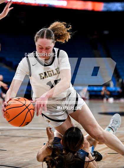 Thumbnail 2 in Oak Park vs. North (CIF SS DIV 2AA Championship) photogallery.