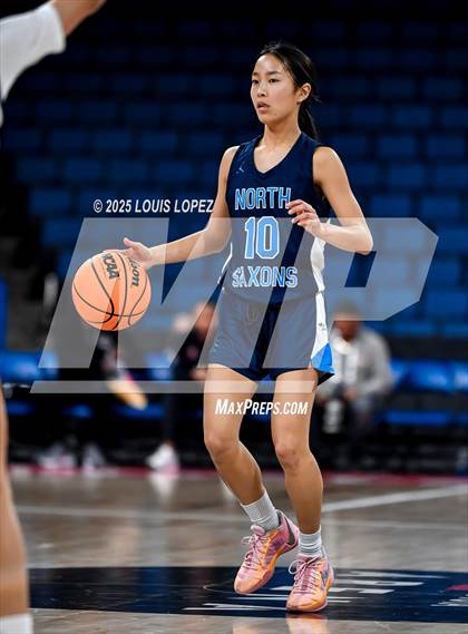 Thumbnail 3 in Oak Park vs. North (CIF SS DIV 2AA Championship) photogallery.