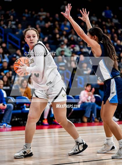 Thumbnail 1 in Oak Park vs. North (CIF SS DIV 2AA Championship) photogallery.