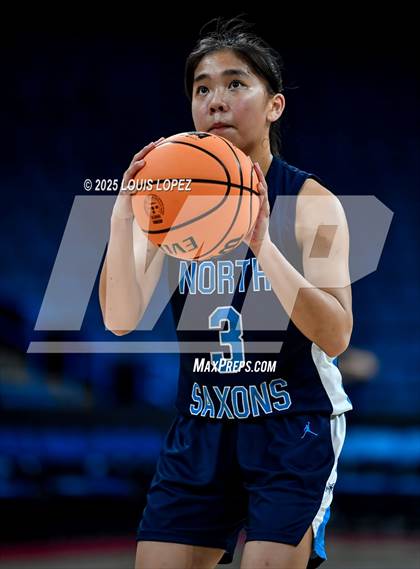 Thumbnail 2 in Oak Park vs. North (CIF SS DIV 2AA Championship) photogallery.