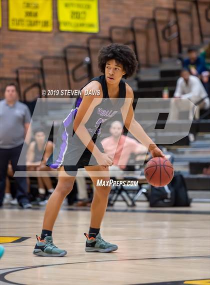 Thumbnail 2 in Chandler vs. Valley Vista (Welcome To The Jungle Holiday Tournament) photogallery.