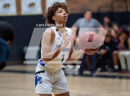 Thumbnail 2 in Chandler vs. Valley Vista (Welcome To The Jungle Holiday Tournament) photogallery.