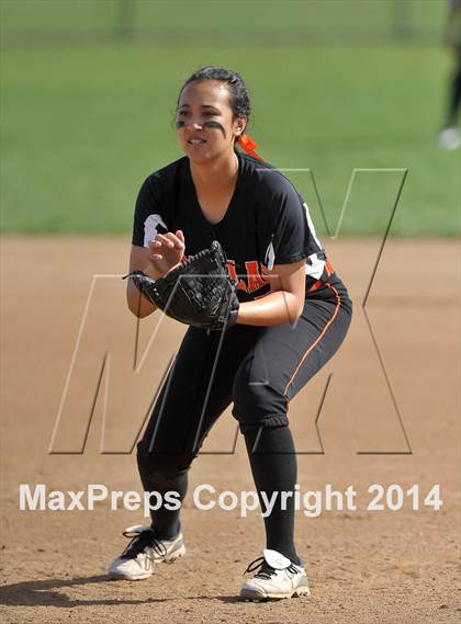 Thumbnail 2 in Lodi vs. Douglas (Victory Pre-Season T.O.C.) photogallery.