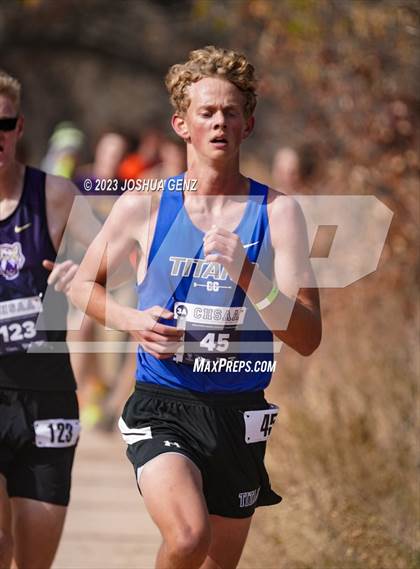 Thumbnail 1 in CHSAA 3A Cross Country Final photogallery.