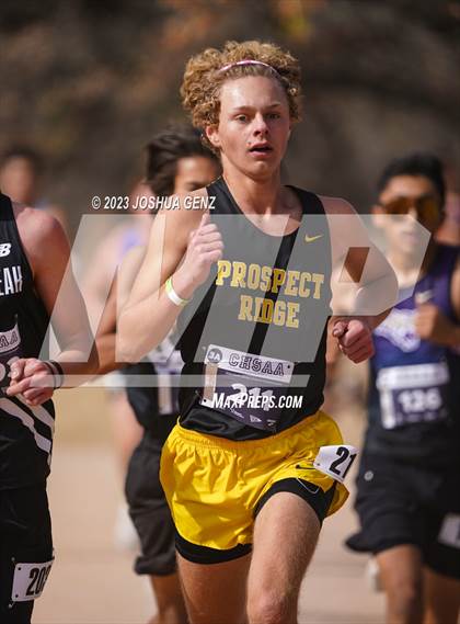 Thumbnail 1 in CHSAA 3A Cross Country Final photogallery.