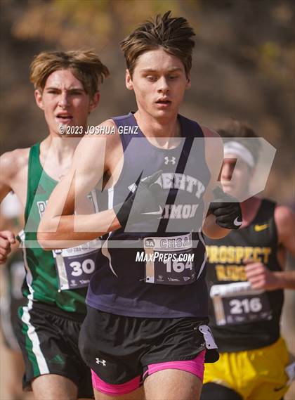Thumbnail 2 in CHSAA 3A Cross Country Final photogallery.