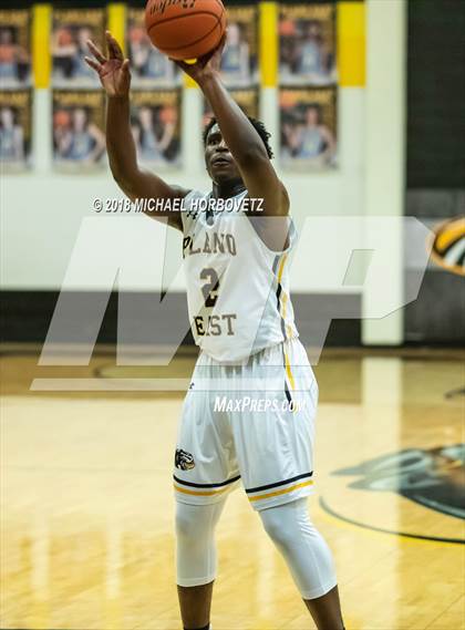 Thumbnail 3 in St. Mark's @ Plano East photogallery.