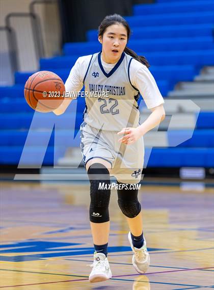 Thumbnail 2 in American vs. Valley Christian photogallery.