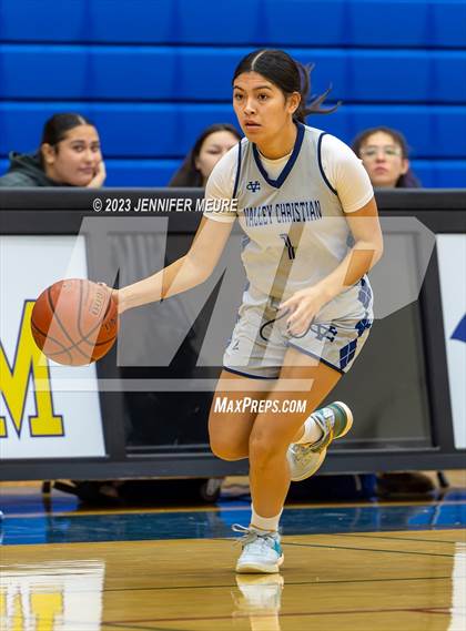 Thumbnail 3 in American vs. Valley Christian photogallery.