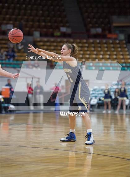 Thumbnail 1 in Evergreen vs. Pueblo South (CHSAA 4A Final) photogallery.