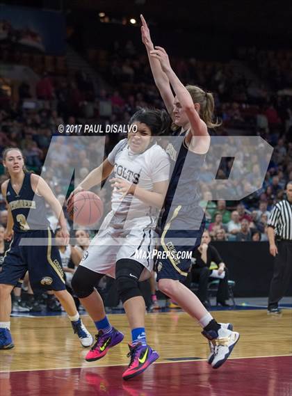 Thumbnail 3 in Evergreen vs. Pueblo South (CHSAA 4A Final) photogallery.