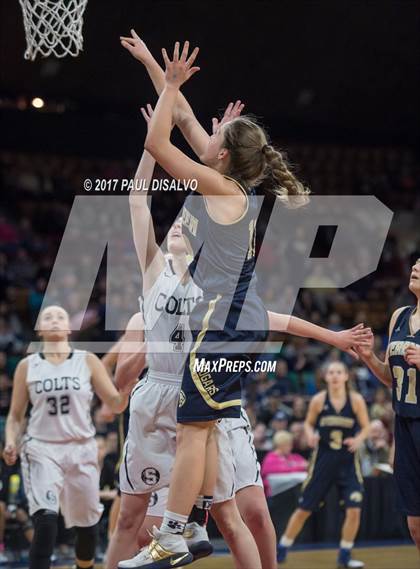 Thumbnail 2 in Evergreen vs. Pueblo South (CHSAA 4A Final) photogallery.