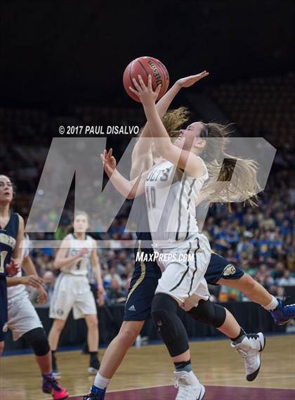 Thumbnail 1 in Evergreen vs. Pueblo South (CHSAA 4A Final) photogallery.