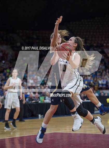 Thumbnail 3 in Evergreen vs. Pueblo South (CHSAA 4A Final) photogallery.