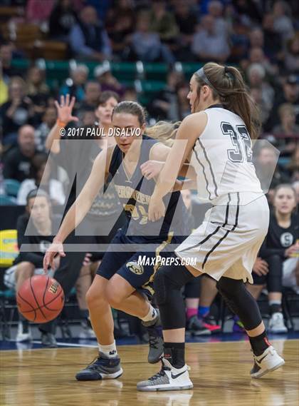 Thumbnail 2 in Evergreen vs. Pueblo South (CHSAA 4A Final) photogallery.