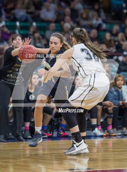 Thumbnail 3 in Evergreen vs. Pueblo South (CHSAA 4A Final) photogallery.
