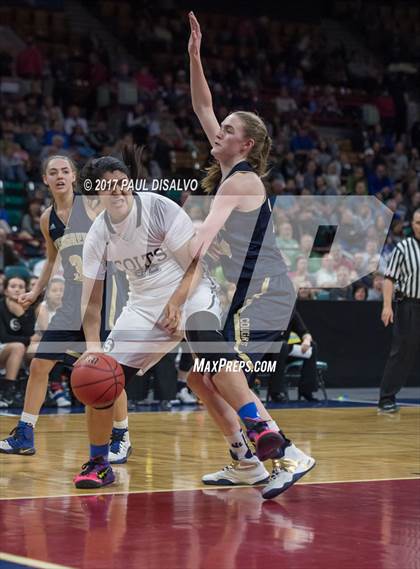Thumbnail 2 in Evergreen vs. Pueblo South (CHSAA 4A Final) photogallery.
