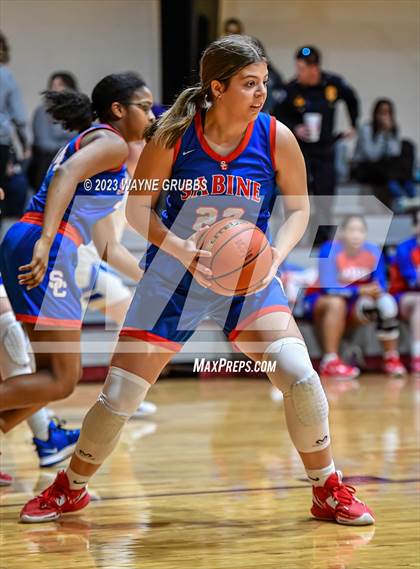 Thumbnail 1 in Joaquin vs. Sabine (Holiday Hoops Classic) photogallery.