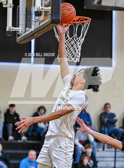 Thumbnail 3 in Lancaster Catholic @ Berks Catholic photogallery.