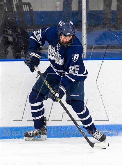 Thumbnail 3 in Hotchkiss vs Noble & Greenough (Flood-Marr Tournament) photogallery.