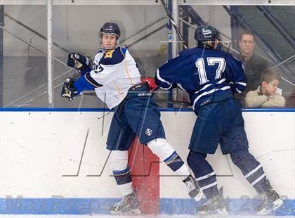 Thumbnail 2 in Hotchkiss vs Noble & Greenough (Flood-Marr Tournament) photogallery.