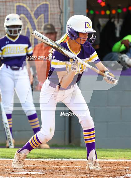 Thumbnail 3 in DeSoto Central vs. South Panola photogallery.