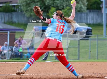 Thumbnail 3 in DeSoto Central vs. South Panola photogallery.